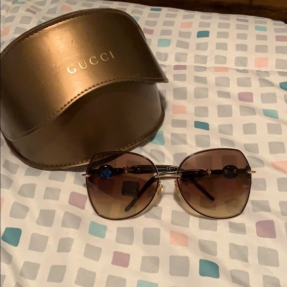 Gucci Accessories - Gucci sunglasses